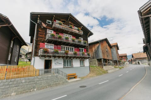 The Farmhouse Apartment in Canton of Grisons