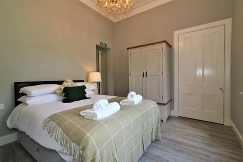 Bed, Bedroom, wardrobe