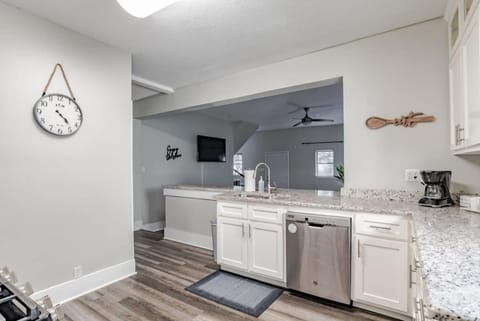 Modern Cottage on Michigan House in Mobile