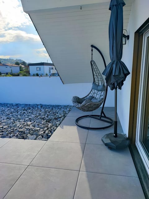 Balcony/Terrace, sunbed