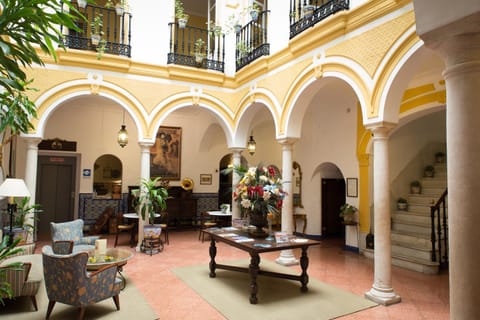 Patio, Decorative detail