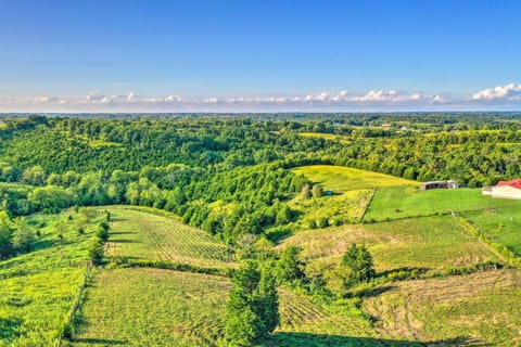 Welcoming Kentucky Home with Sprawling Views! House in Ohio