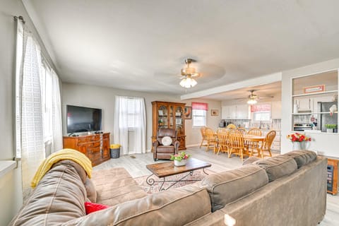 Welcoming Kentucky Home with Sprawling Views! House in Ohio