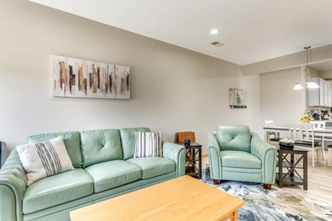 Lake Mills Retreat 1 Mi to Beaches and Dining! Apartment in Wisconsin