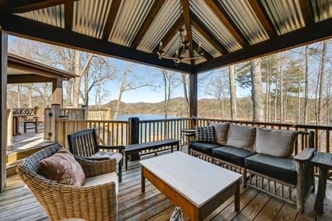 Incredible Lake Glenville Views Cashiers Home House in Lake Glenville