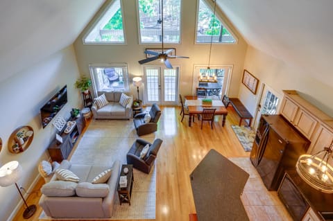 Waterfront Eatonton Escape with Private Hot Tub! House in Lake Sinclair