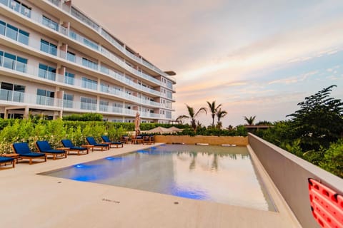 Property building, Pool view, Swimming pool