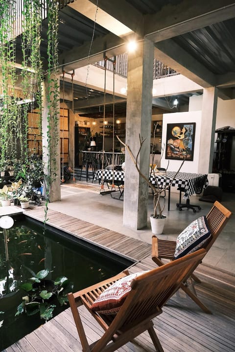Lounge or bar, Pool view