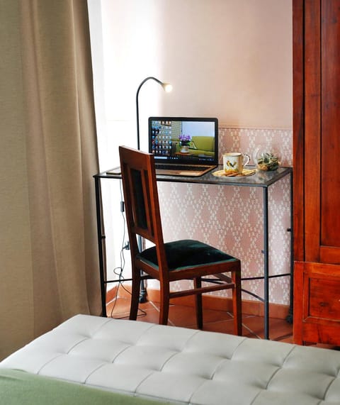 TV and multimedia, Seating area