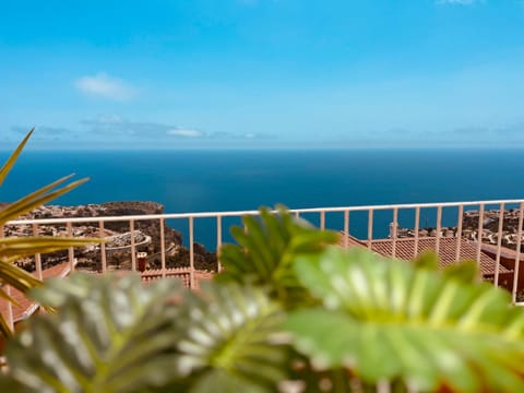 Nearby landmark, Natural landscape, View (from property/room), Balcony/Terrace, Sea view