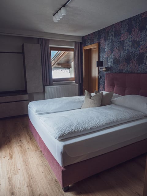 Gästehaus Pöll Apartment in Mayrhofen