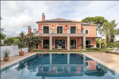Property building, Garden, Pool view, Swimming pool