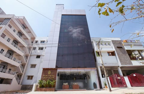 Property building, Facade/entrance