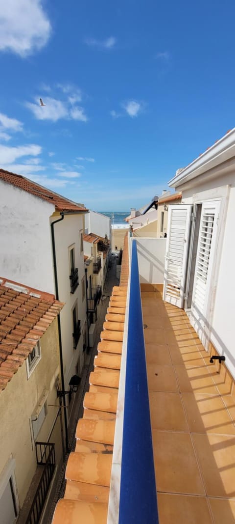 Property building, Natural landscape, View (from property/room), Balcony/Terrace, Beach, Sea view