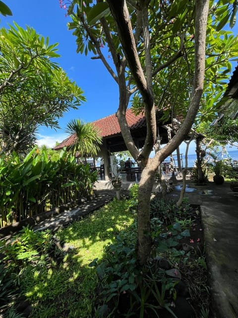 beach side Amed Delem family Vacation rental in Abang