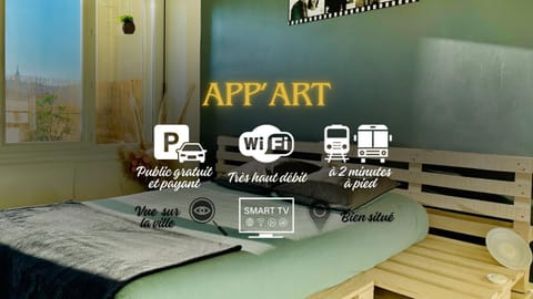 Property building, Bed, Photo of the whole room, Decorative detail, Bedroom, Text overlay