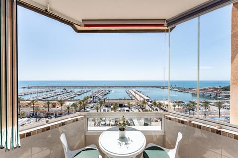 Stunning marina view apartment Apartment in Fuengirola