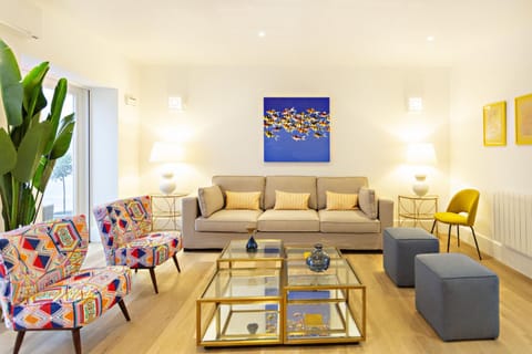 Communal lounge/ TV room, Living room