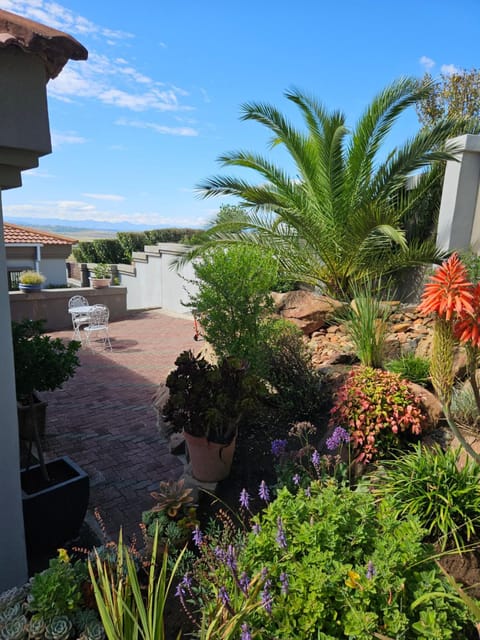 Garden, Bathroom