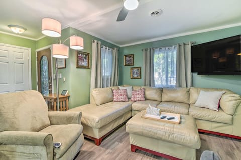 Pet-Friendly Taylor Home with Backyard Oasis! House in Detroit