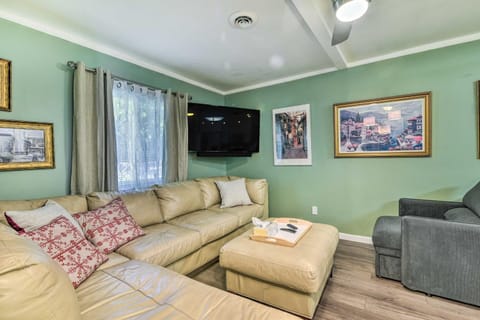 Pet-Friendly Taylor Home with Backyard Oasis! House in Detroit