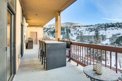 Mountain-View Condo in the Heart of Edwards! Apartment in Edwards