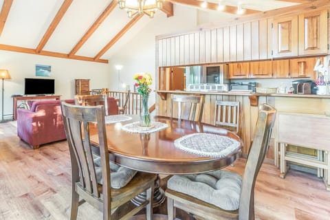 Empire Escape House in Empire