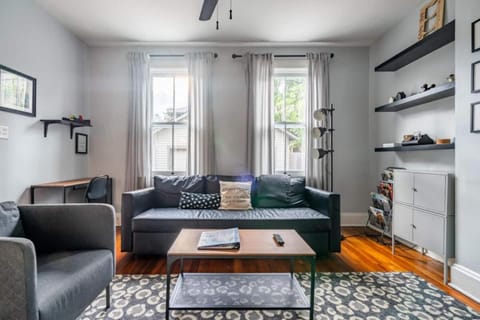 Historic Comfy German Village Haus sleeps6petsOK House in German Village