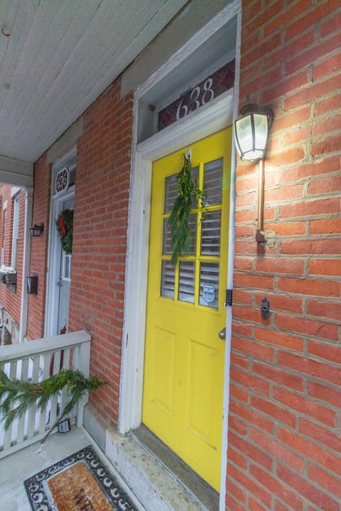 Walkable And Cozy German Village Hauspets Ok House in German Village