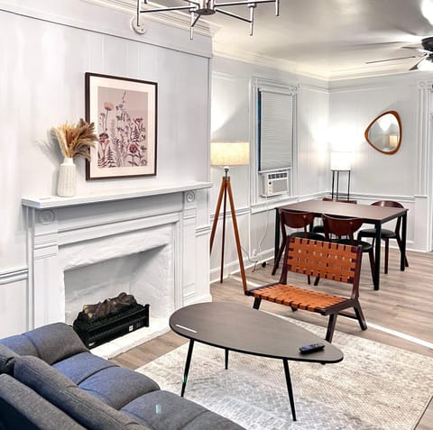 Living room, Dining area