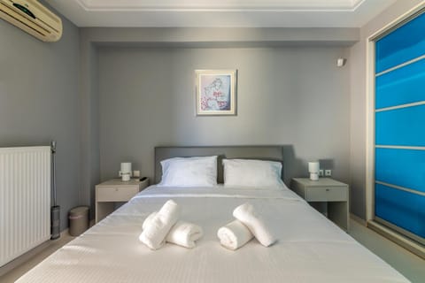 Luxury Apartment with Fireplace Near Heraklion Center Apartment in Heraklion