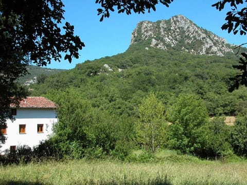 Property building, Off site, Mountain view, Entertainment