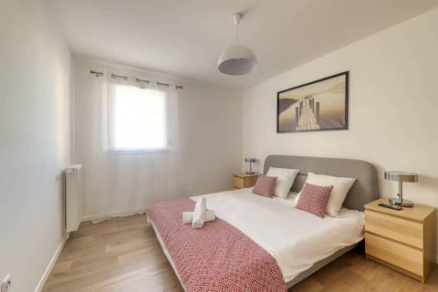 Le duplex Disneyland Bmyguest Apartment in Chessy