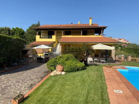 Casa Rosaria House in Province of Massa and Carrara