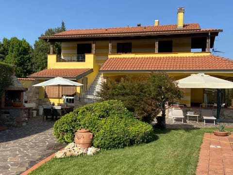 Casa Rosaria House in Province of Massa and Carrara