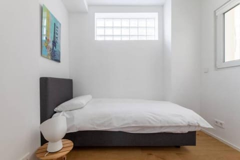 Wonderful Two Bedroom Apartment at Limpertsberg with Parking, near Tram Apartment in Luxembourg