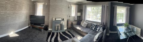 Bed, Living room, Seating area