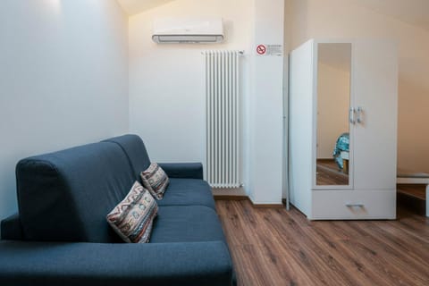 Living room, heating, air conditioner