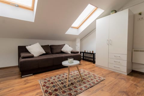 Kitchen or kitchenette, Living room, Seating area