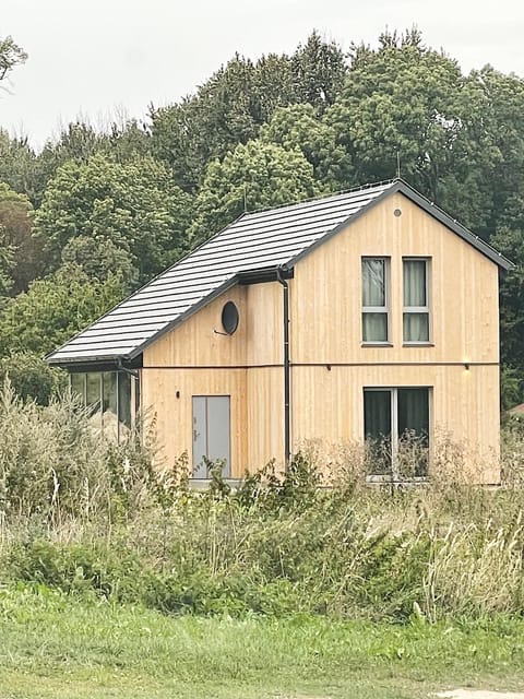 Property building, Day, Natural landscape