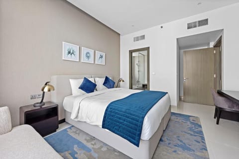 Living room, Photo of the whole room, Bedroom