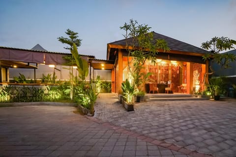 Lobby or reception, Parking