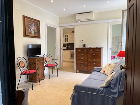 La Casa di Via Anton Da Noli Apartment in Noli