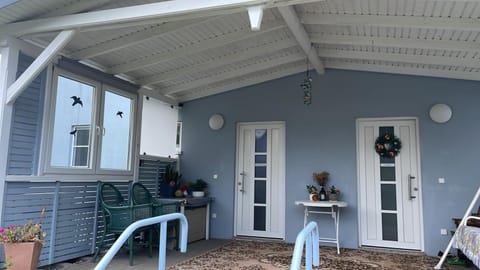 Facade/entrance, Garden, View (from property/room), Garden view