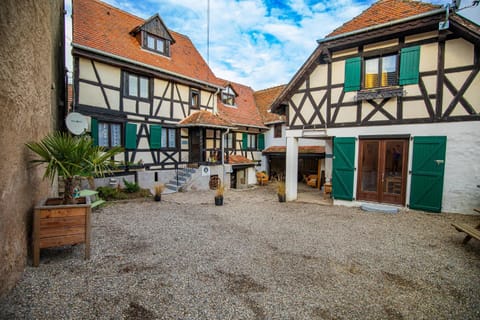Property building, Day