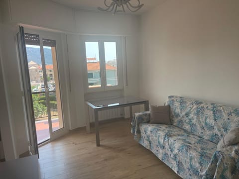 CASA SVEVA PIETRA LIGURE Apartment in Pietra Ligure