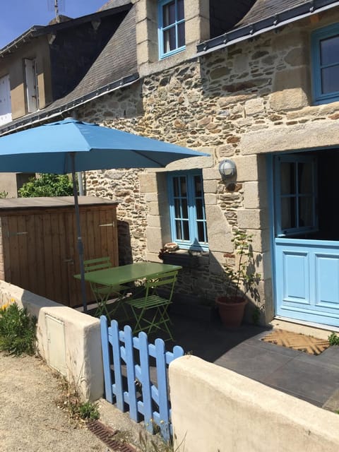 Maison de pêcheurs à 50 mètres de la mer House in Brittany