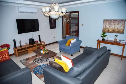 TV and multimedia, Seating area