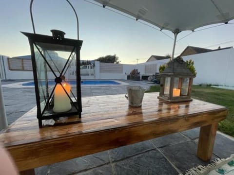 Perfect long stay,near Rondevlei nature reserve,wifi Apartment in Cape Town