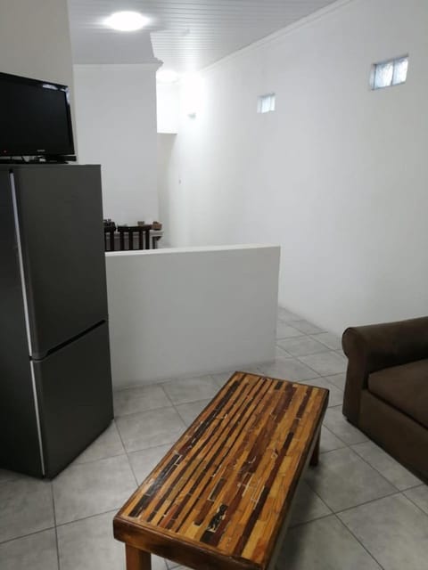 Perfect long stay,near Rondevlei nature reserve,wifi Apartment in Cape Town